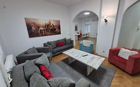 Authentic Belgrade Centre Apartment #4 - Budget